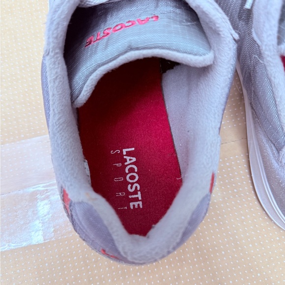 Lacoste Kids Light Gray Sneakers with Green Logo - Picture 3 of 9